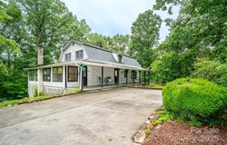 15 Wilson Way, Flat Rock, NC 28731