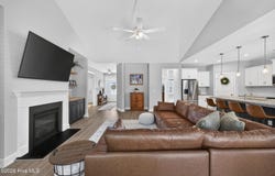 262 Weatherbee W Way, Hampstead, NC 28443
