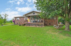 430 Hillcrest Drive, CROSSVILLE, TN 38555