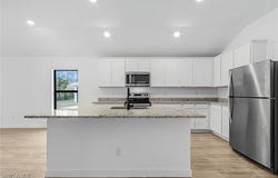 3015 NE 1st Place, Cape Coral, FL 33909