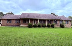 1518 Hwy 140 E, PURYEAR, TN 38251