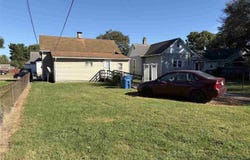 1242 N 13th Street, Terre Haute, IN 47807