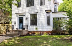 320 E Cleveland Avenue, Guthrie, OK 73044