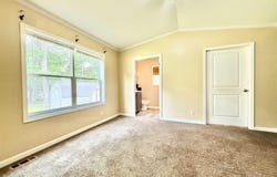 8467 P.5 Road, Gladstone, MI 49837