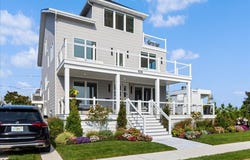 109 S Oxford Ave, Ventnor, NJ 08406