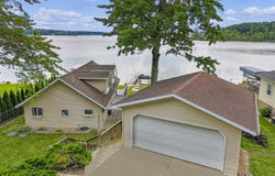 9264 Redwood Drive, Newaygo, MI 49337