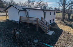 111 Eastside Street, Crocker, MO 65452