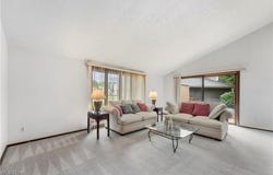 4726 Tanglewood Circle NE, Canton, OH 44714