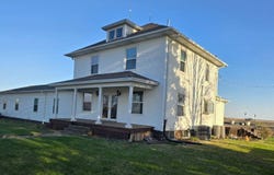 2084 130th St, Essex, IA 51638