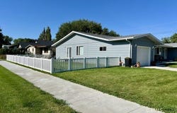 1718 Tompy St, Miles City, MT 59301