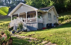 444 Margaret Heights, Paintsville, KY 41240