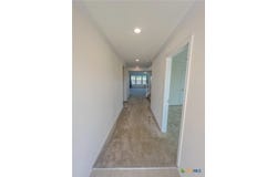 625 Bailey Park Drive, Jarrell, TX 76537