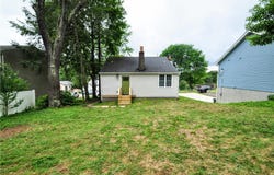 7914 Hemlock St, Ross Twp, PA 15237