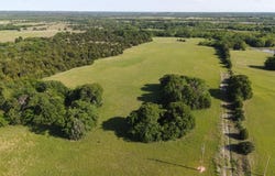 12 Crown View Drive, Prague, OK 74864