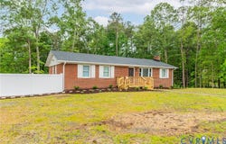 5221 Ecoff Avenue, Chester, VA 23831