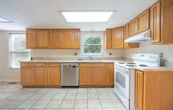 5404 Quisenberry Drive, Fairborn, OH 45424