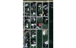 407 B St., Stapleton, NE 69163