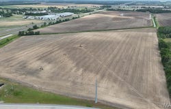 2338 S Acres Drive, Sikeston, MO 63801