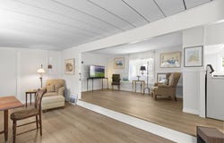 2 Cherry Lane, Kittery, ME 03904