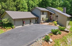 30 Croyhill Dr, White Twp, PA 15701