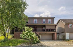 201 Kimberly Ln, Forward Twp, PA 15037
