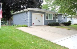 576 Elm Street, Hampshire, IL 60140