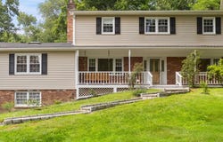 2 Lalli Drive, Katonah, NY 10536