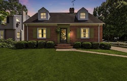 153 E Waterloo Street, Canal Winchester, OH 43110