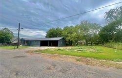 2015 Zint Street, Gonzales, TX 78629