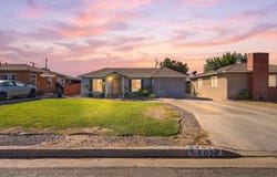 403 E Elm Street, Hanford, CA 93230