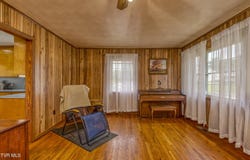 825 Cumberland Street, Marion, VA 24354