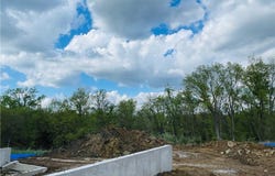 704 21st Street, Oak Grove, MO 64075
