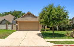 410 Tilly LN, Buda, TX 78610