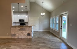 707 Chinkapin Dr, Fredericksburg, TX 78624
