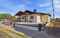 108 E Oak Street, Winslow, AZ 86047