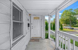 318 Terrill Rd, Plainfield City, NJ 07062-1737