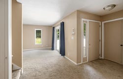 17424 PARKWOOD DRIVE, SPRING LAKE, MI 49456