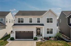 37363 Yellow Beak Lane, North Ridgeville, OH 44039