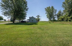 Sycamore Road, Newport, MI 48166