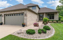 517 Redpoll Avenue SE, New Prague, MN 56071