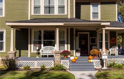 617 E Delaware Street, Siloam Springs, AR 72761
