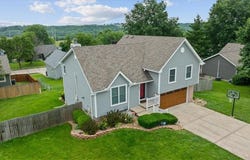 101 Shasta Daisy Drive, Smithville, MO 64089