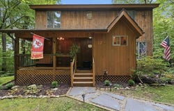 17 Forest Ridge Road, Middlebury, VT 05753