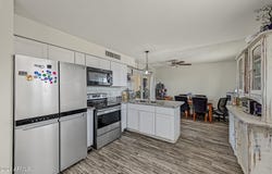 2512 N 48TH Drive N, Phoenix, AZ 85035
