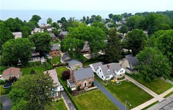 21702 Lake Road, Rocky River, OH 44116