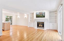 204 Central Avenue S, Wayzata, MN 55391