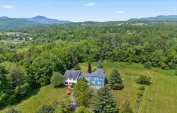64 Homestead Lane, Waterbury, VT 05677