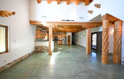 712 Sunset Dr, Espanola, NM 87532