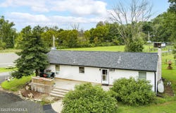 2328 Monmouth Road, Jobstown, NJ 08041