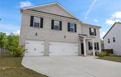 2725 Piper Drive, Atlanta, GA 30331